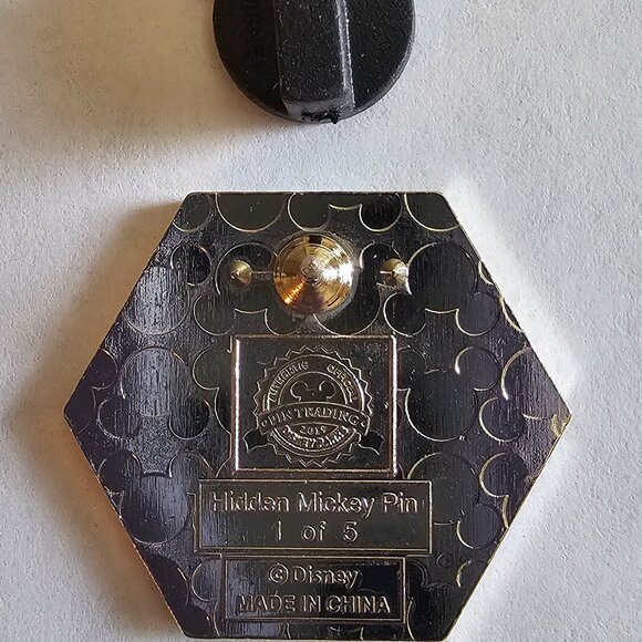 DISNEY Pin Trading ~ Disney Shapes ~ Baby Mickey Chaser 1/5~ Hidden Mickey ~2019 - Picture 7 of 12